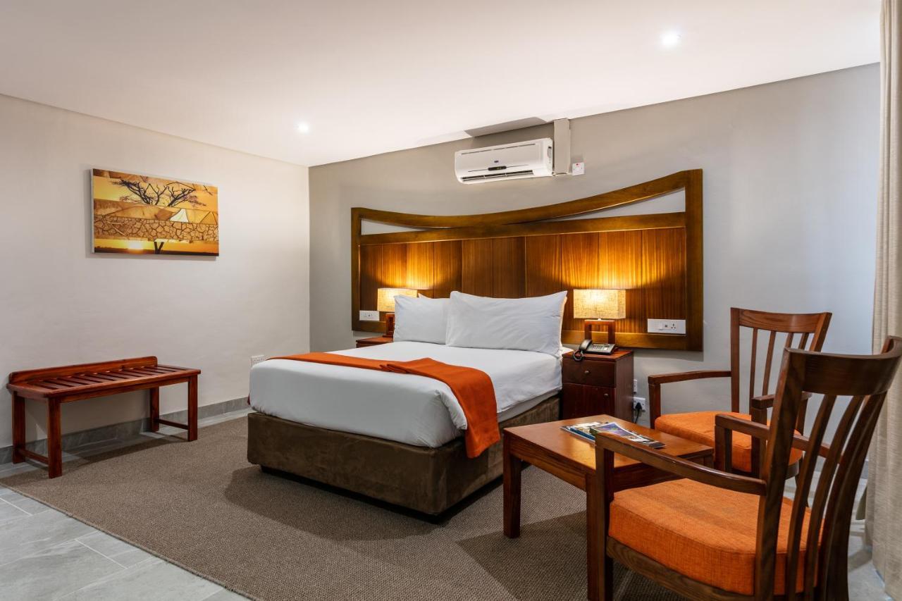 Hotel Cresta Jwaneng Exterior foto