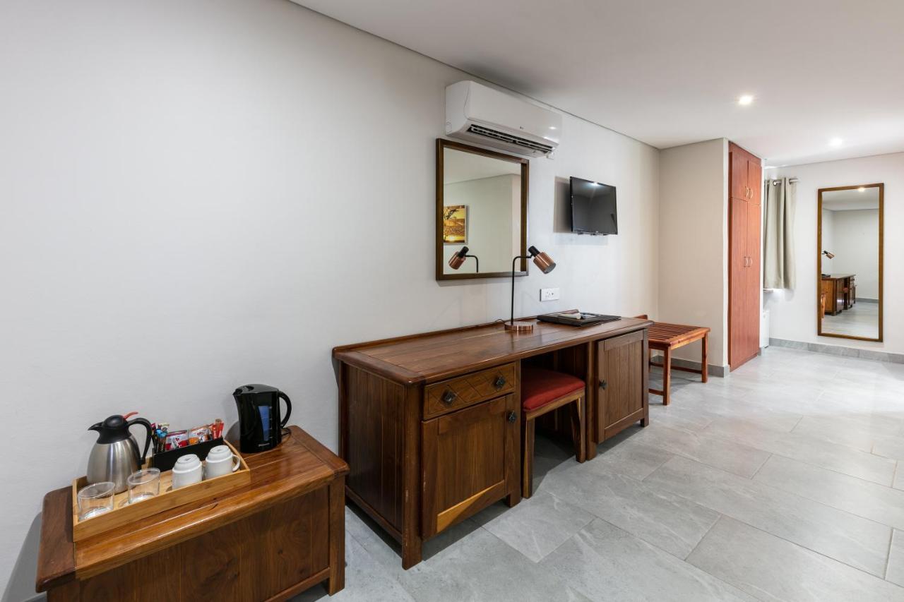 Hotel Cresta Jwaneng Exterior foto